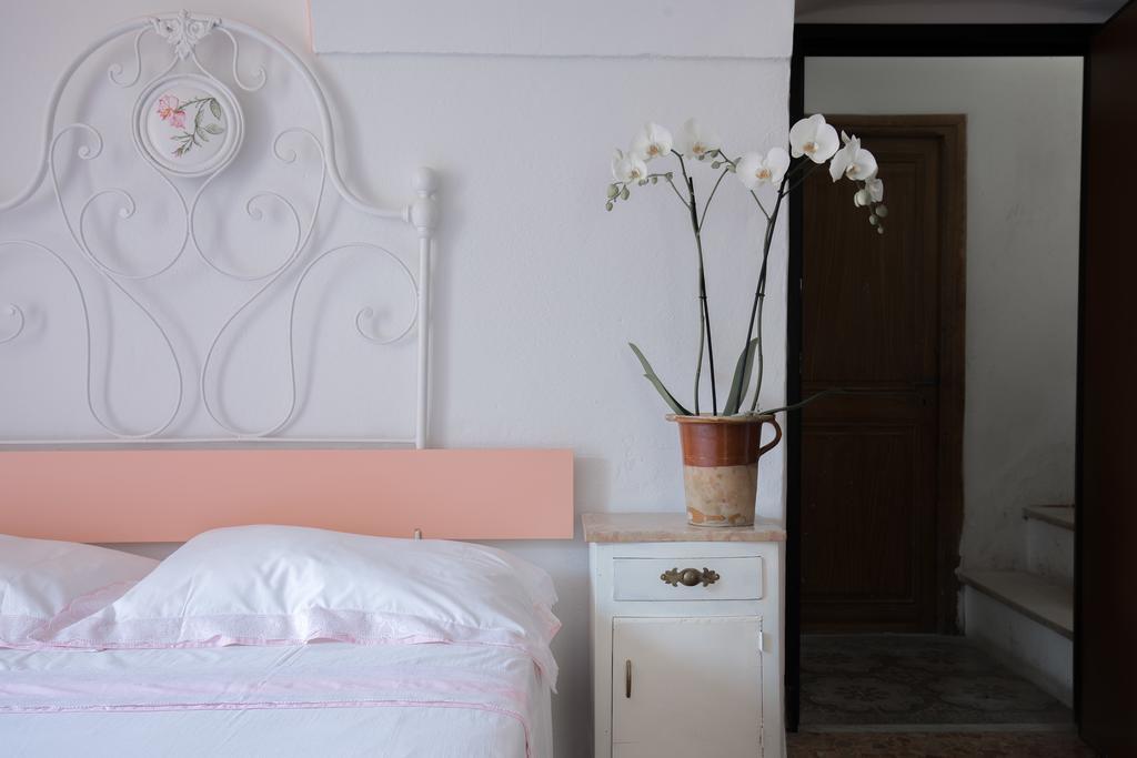 Dussaiga - Camera Delle Rose Dolceacqua Exteriér fotografie