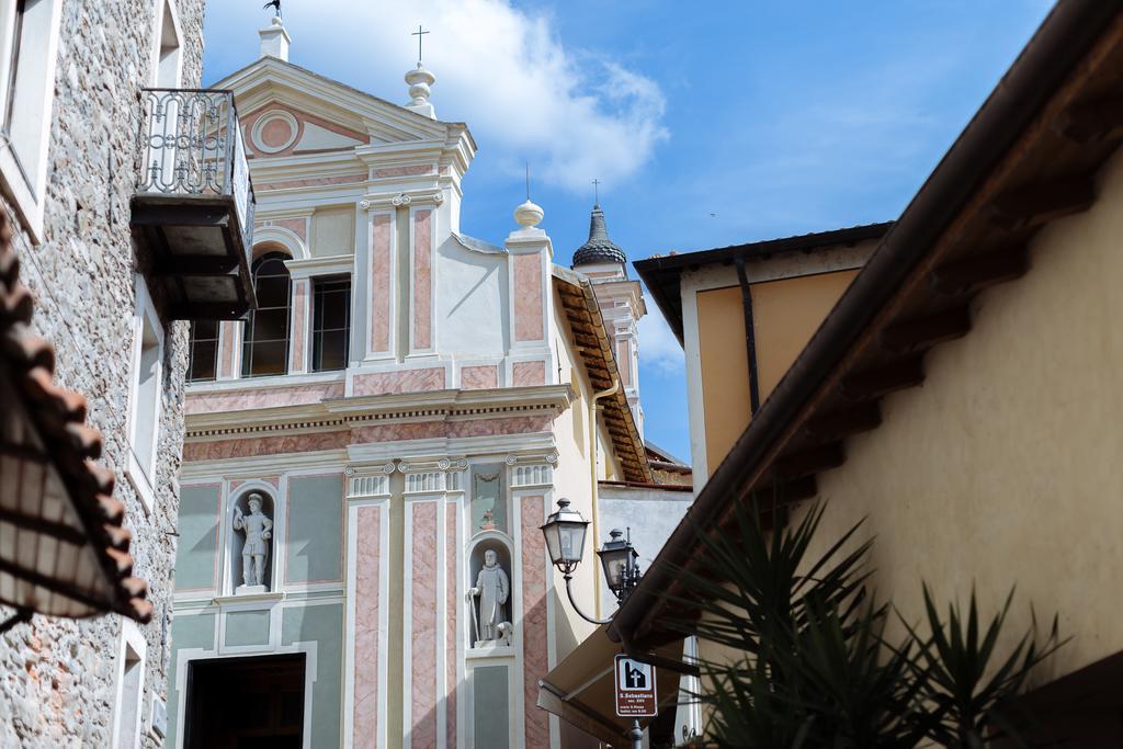 Dussaiga - Camera Delle Rose Dolceacqua Exteriér fotografie