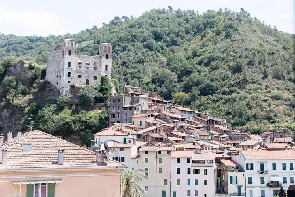 Dussaiga - Camera Delle Rose Dolceacqua Exteriér fotografie